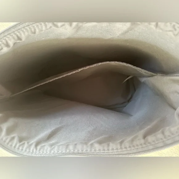 Shark Beauty Flex Style Bag - Picture 4 of 5